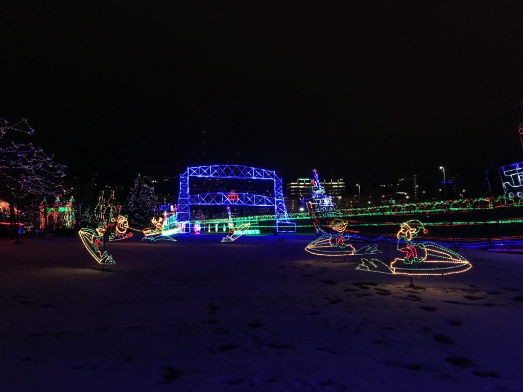 Bentleyville Christmas Lights in Duluth, Minnesota Yellow Van Travels