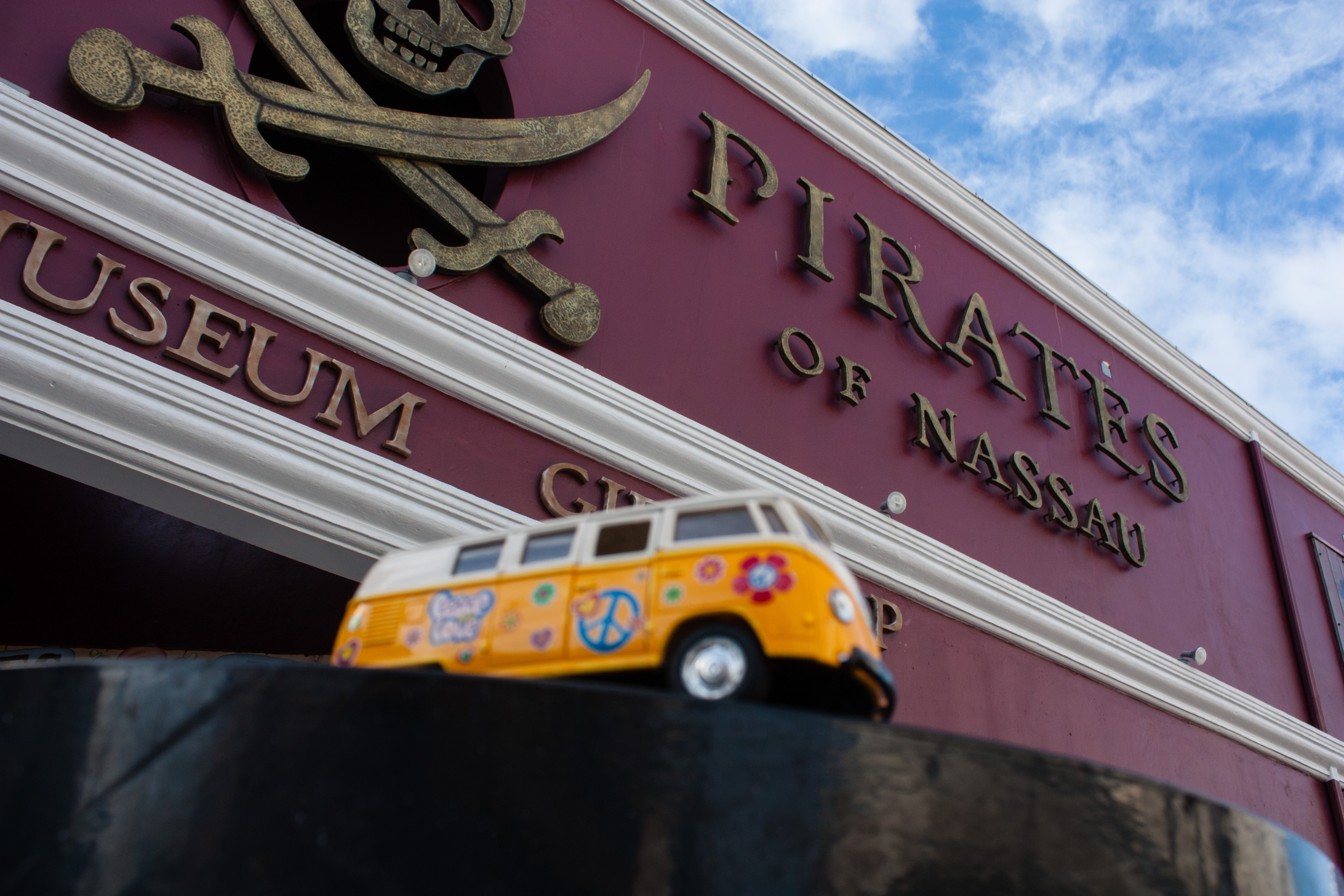 The yellow van at the pirates of Nassau Museum