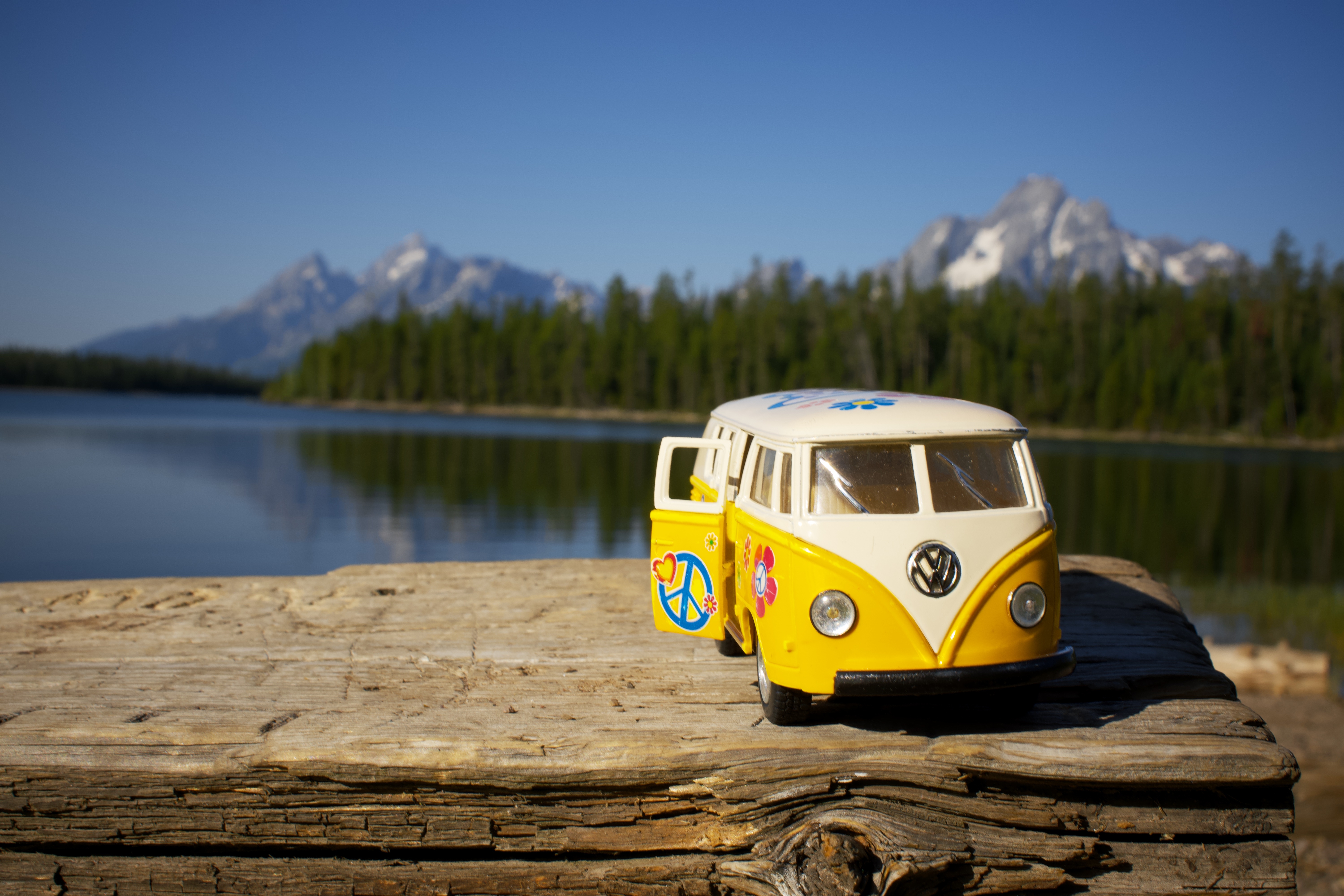 Yellow Van at Jackson Lake in Grand Teton National Park