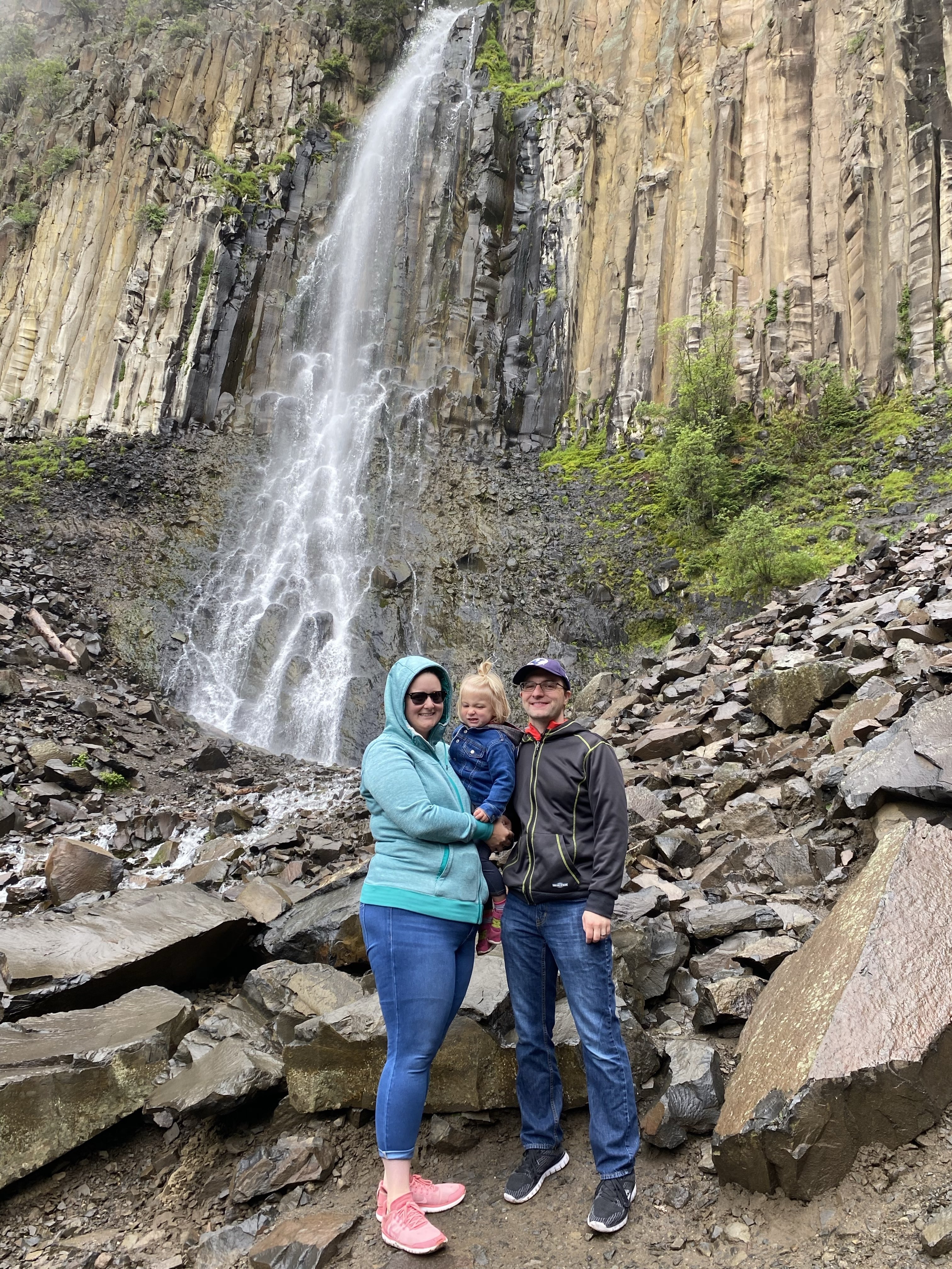 Family at the base of Palisade Falls