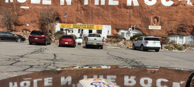 Hole N’ The Rock: A Utah Roadside Attraction