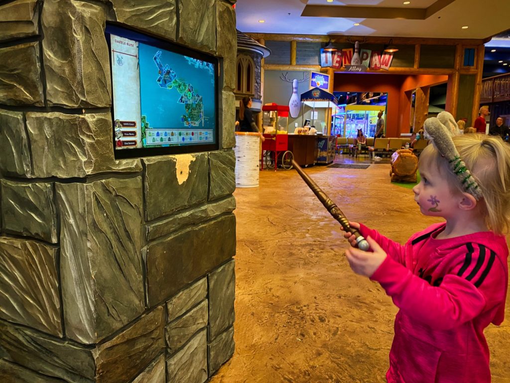 Playing MagiQuest at the Great Wolf Lodge in Colorado Springs – Yellow